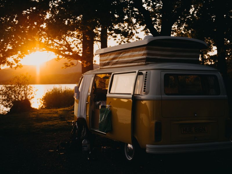 Blacksheep van réalise nos rêves de roadtrip - Unsplash - Kevin Schmid