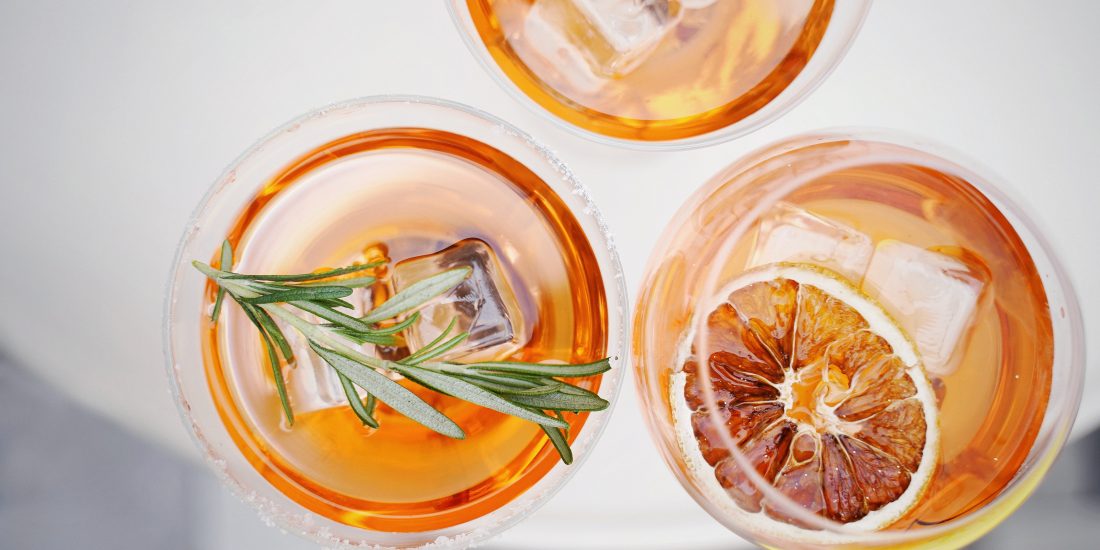 Ké brol, l'aperol made in Liège - Unsplash - Olga Sergienko