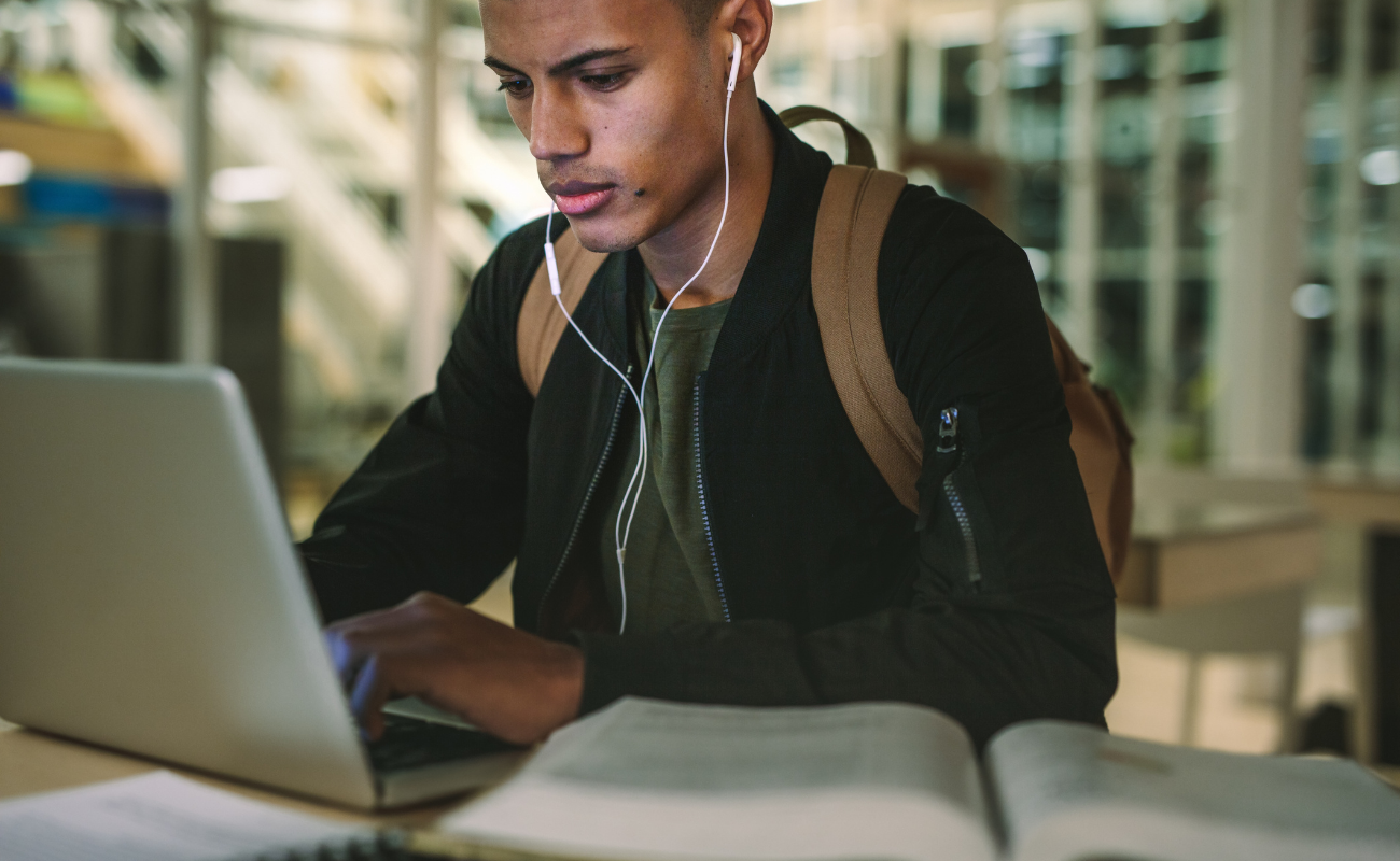 étudiants et covid-19 - canva - boulettes magazine