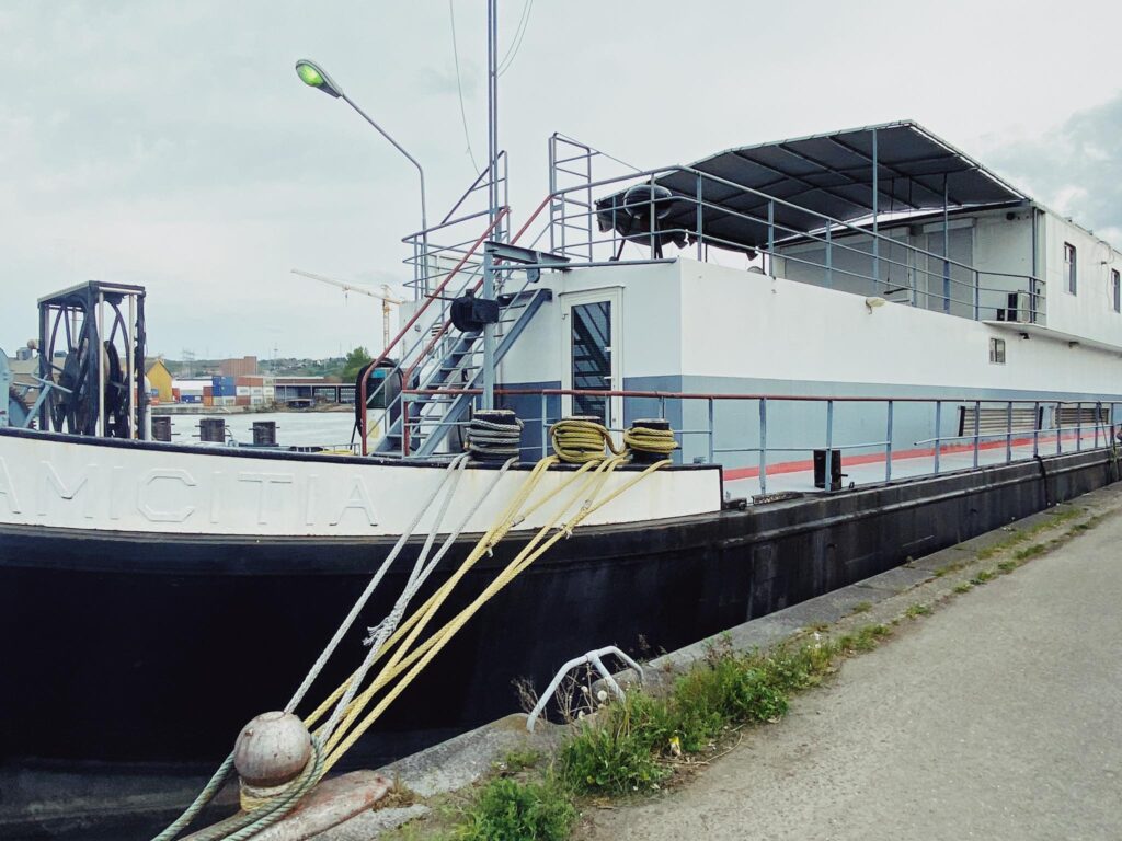 Captain Neptunia Liège Meuse DR Boulettes Magazine bateliers péniche