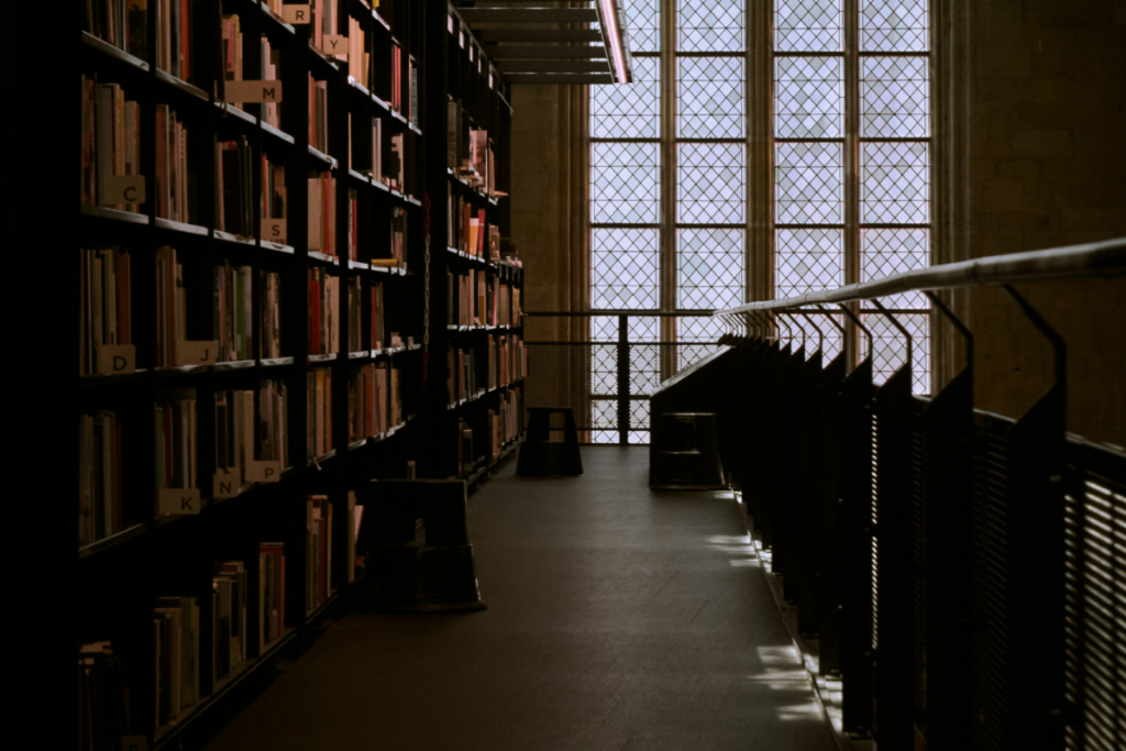 Une des plus belles librairies au monde n'est qu'à 20 minutes de Liège - Unsplash (Kevin Martin Jose)