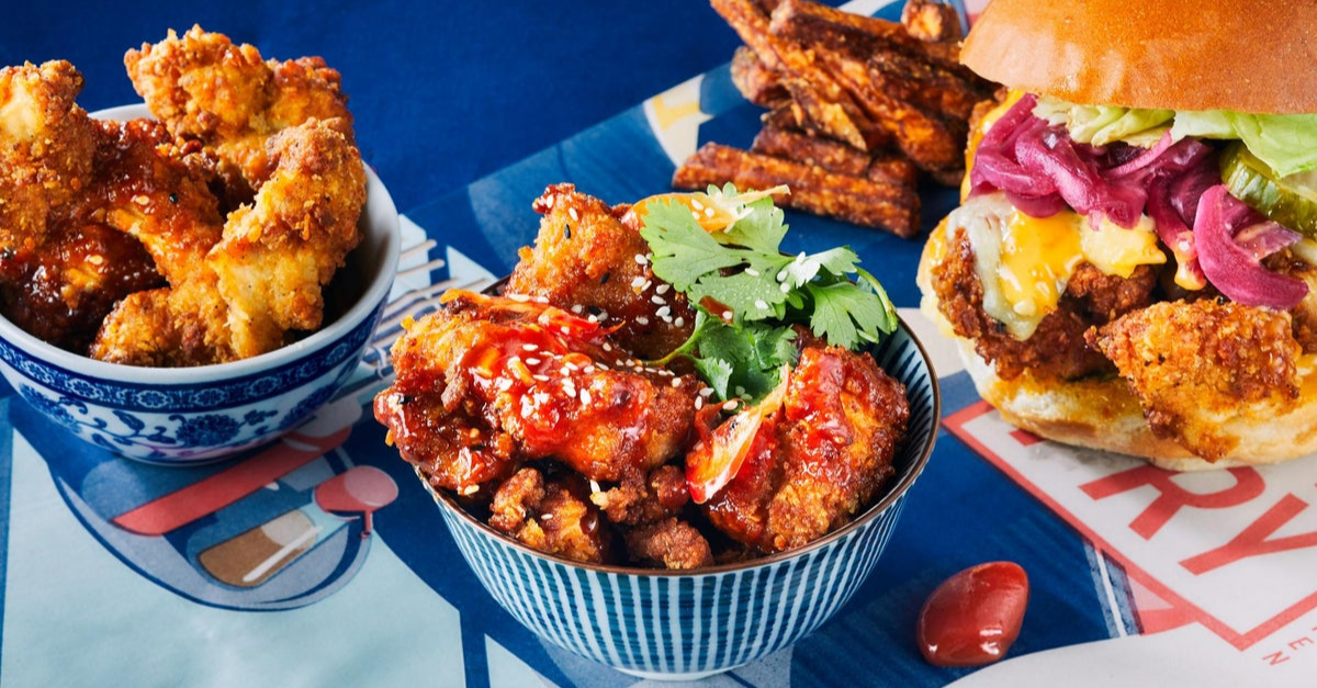 Out Fry, le poulet frit coréen imaginé par Sang-Hoon Degeimbre pour taster - Boulettes Magazine Liège - DR Deliveroo