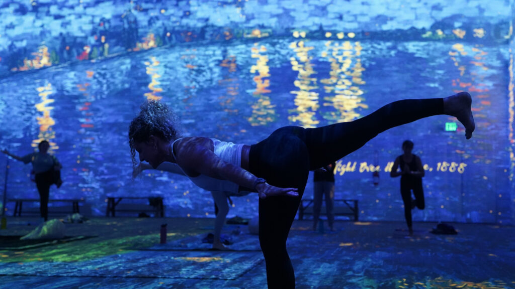 À Liège, yoga avec Van Gogh à l'église Saint Pholien SDP