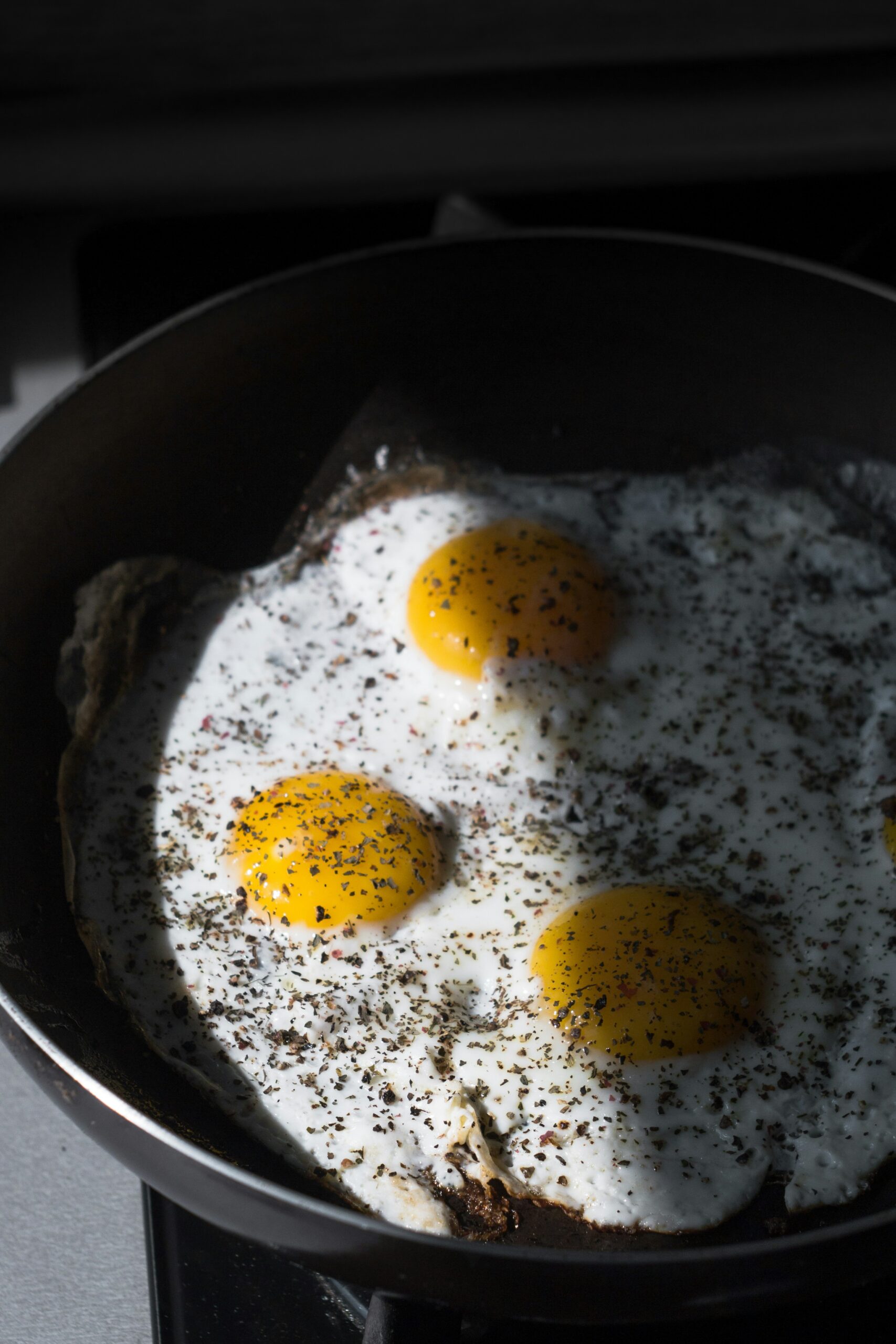 Eggs, le premier fast-food dédié aux oeufs de Liège - Unsplash (Viktor Nikolaienko)