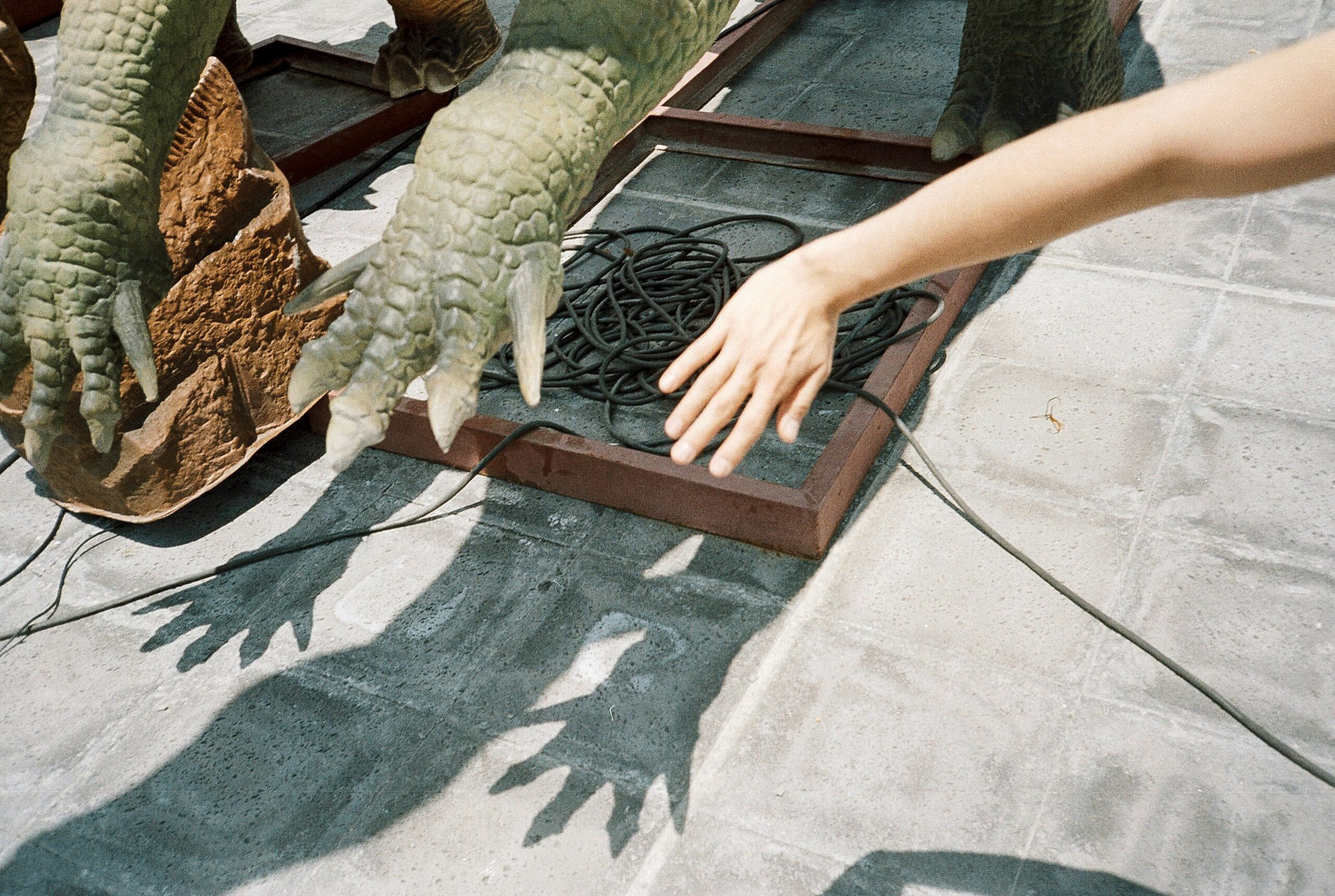 manucures minimalistes BIAB Liège