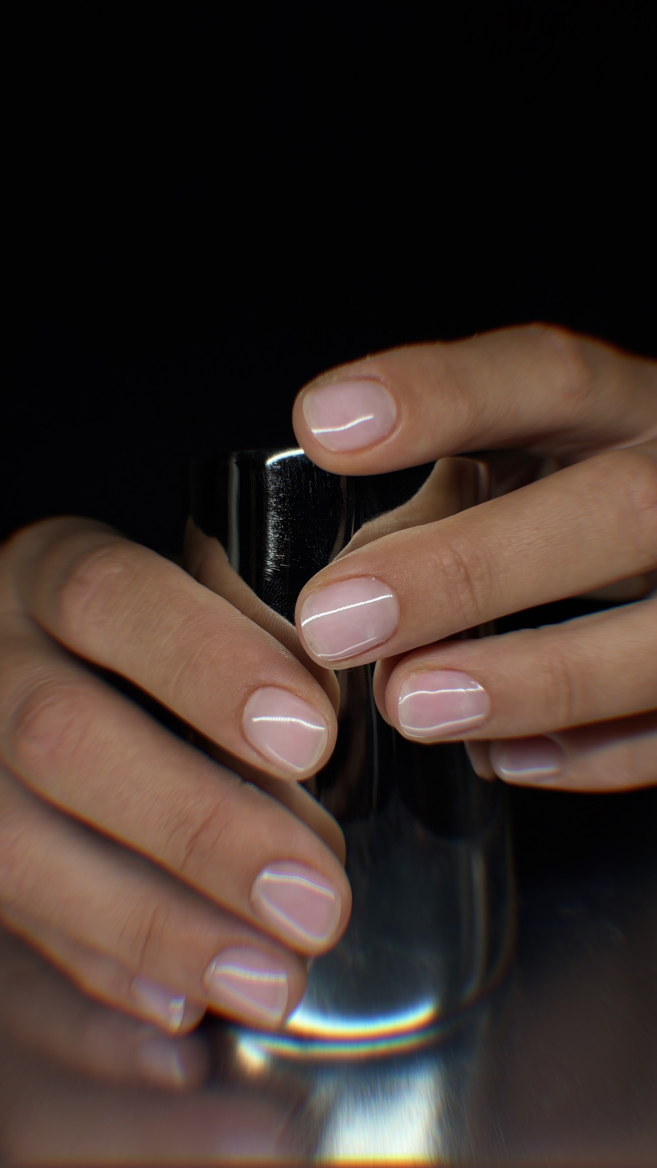 manucure minimaliste biab liège